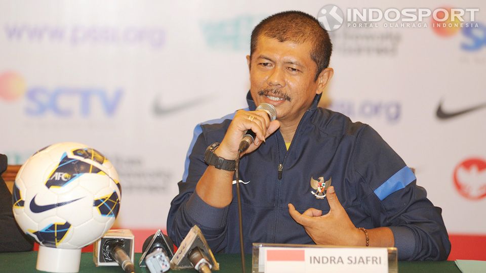 Indra Sjafri mengatakan sebanyak 25 pemain Timnas U-19 dapat menempuh pendidikan di Universitas Negeri Yogyakarta (UNY) Prof. Dr. Rochmat Wahab M.Pd. M.A, Kamis (10/07/14). Copyright: Ratno Prasetyo/INDOSPORT